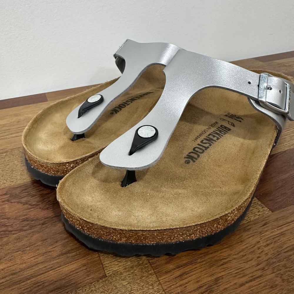 Birkenstocks Gizeh Birko-Flor 41 Leather Thong Sandal Comfort Silver Metallic - Picture 3 of 9